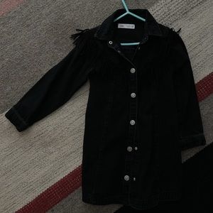 ZARA girl 6T fringe black jean dress. Only worn twice, so it’s in mint condition